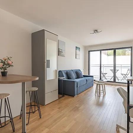 Apartment Neuf Proche Parc De / Rer *